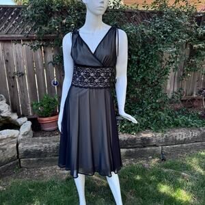 VIntage D.J. Summers Black Lace Waist Size 6 Petite New With Tags